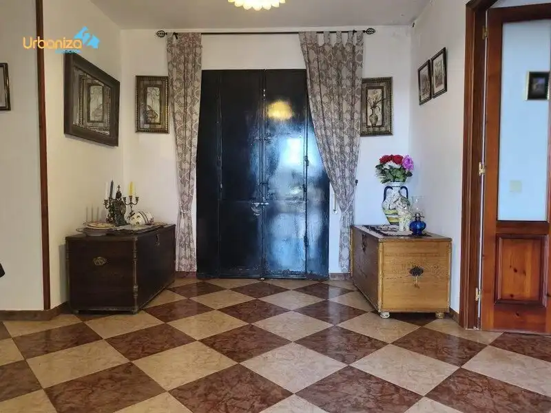 Country house zum Verkauf in Villanueva del Fresno mit Klimaanlage und Alarm