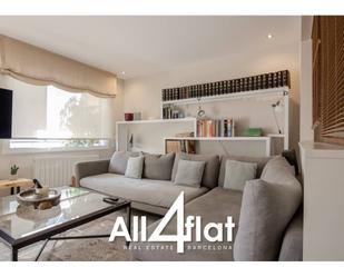 Living room of Attic to rent in  Barcelona Capital  with Air Conditioner, Heating and Parquet flooring