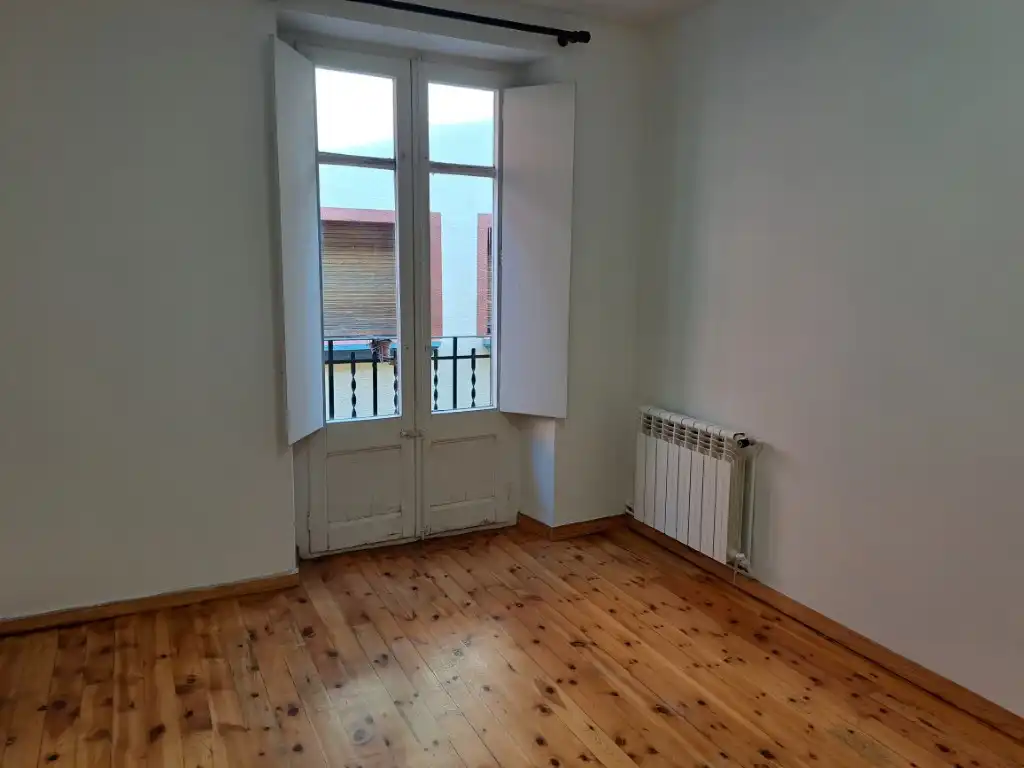Schlafzimmer von Wohnungen zum Verkauf in Puigcerdà mit Heizung, Parkett und Abstellraum