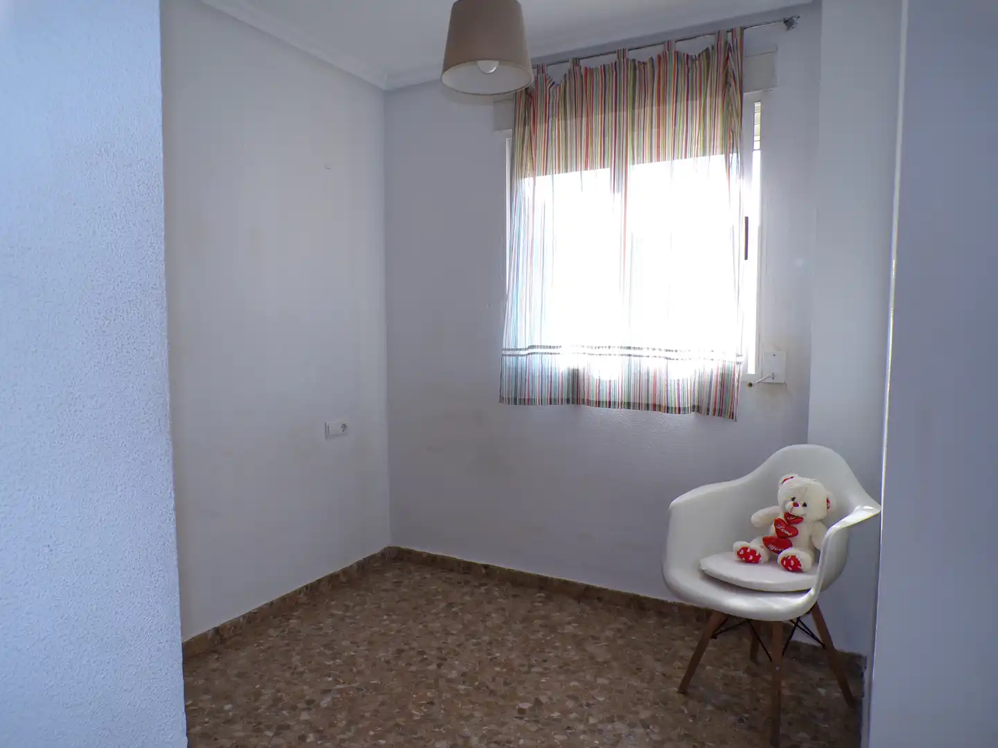 Dormitori de Àtic en venda en Burjassot amb Aire condicionat, Terrassa i Traster