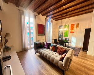 Living room of Flat to rent in  Barcelona Capital  with Air Conditioner, Heating and Parquet flooring