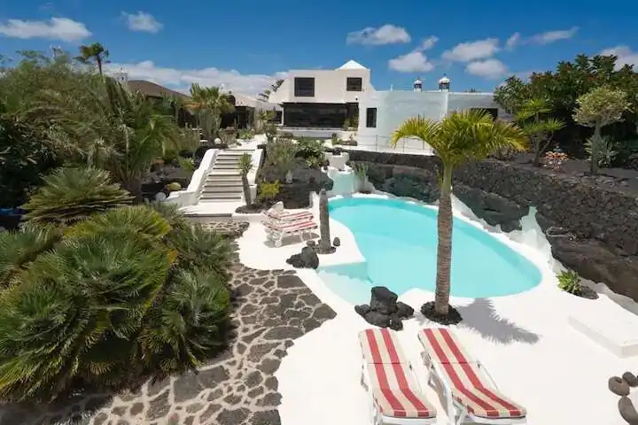 Vista exterior de Casa o chalet en venta en Teguise