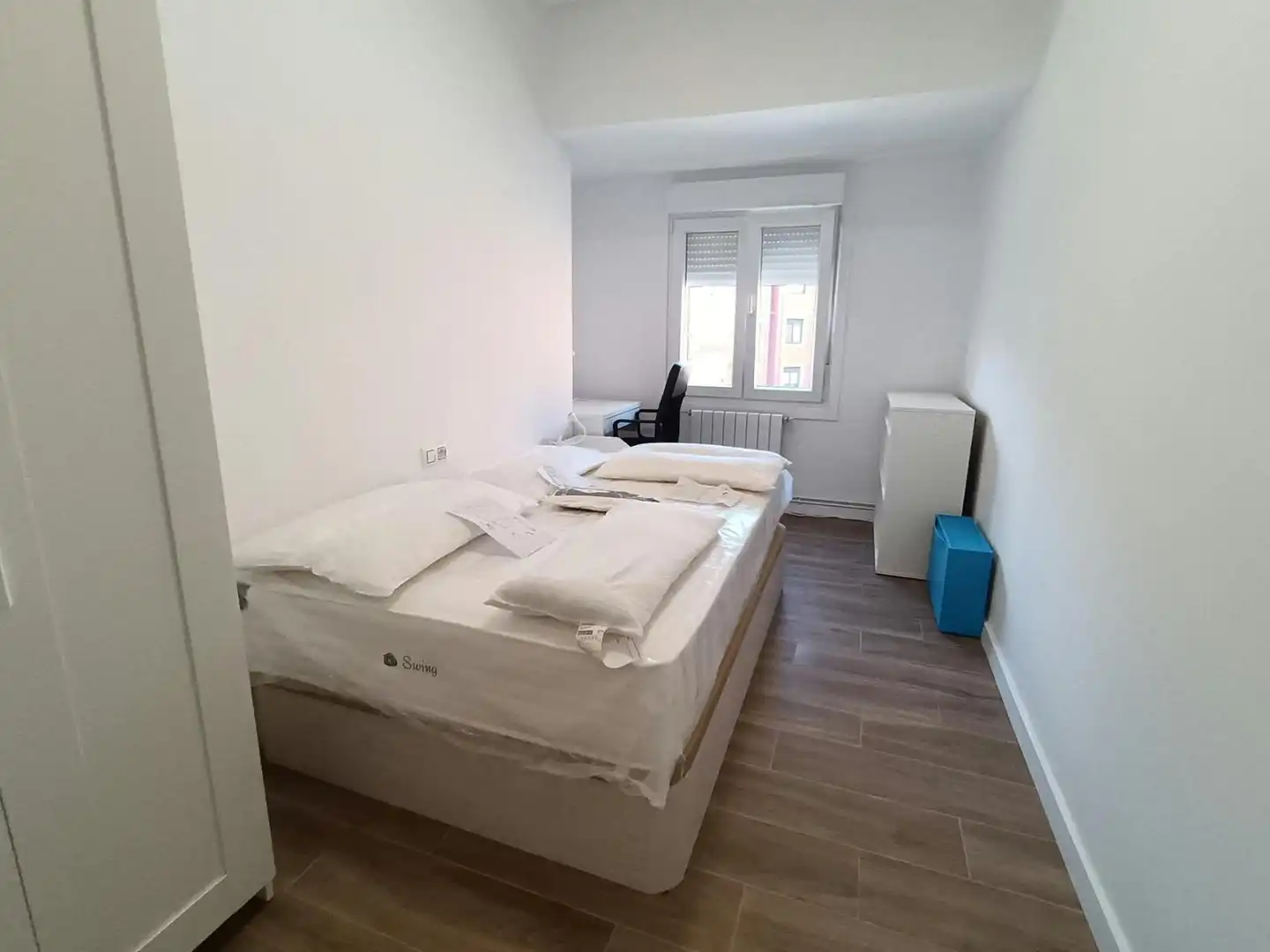 Bedroom of Flat for share in Universidad