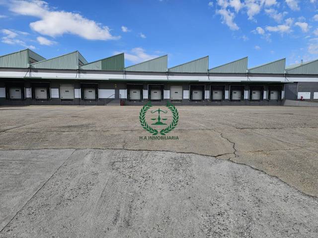 Nave industrial en Alquiler en Santo Domingo