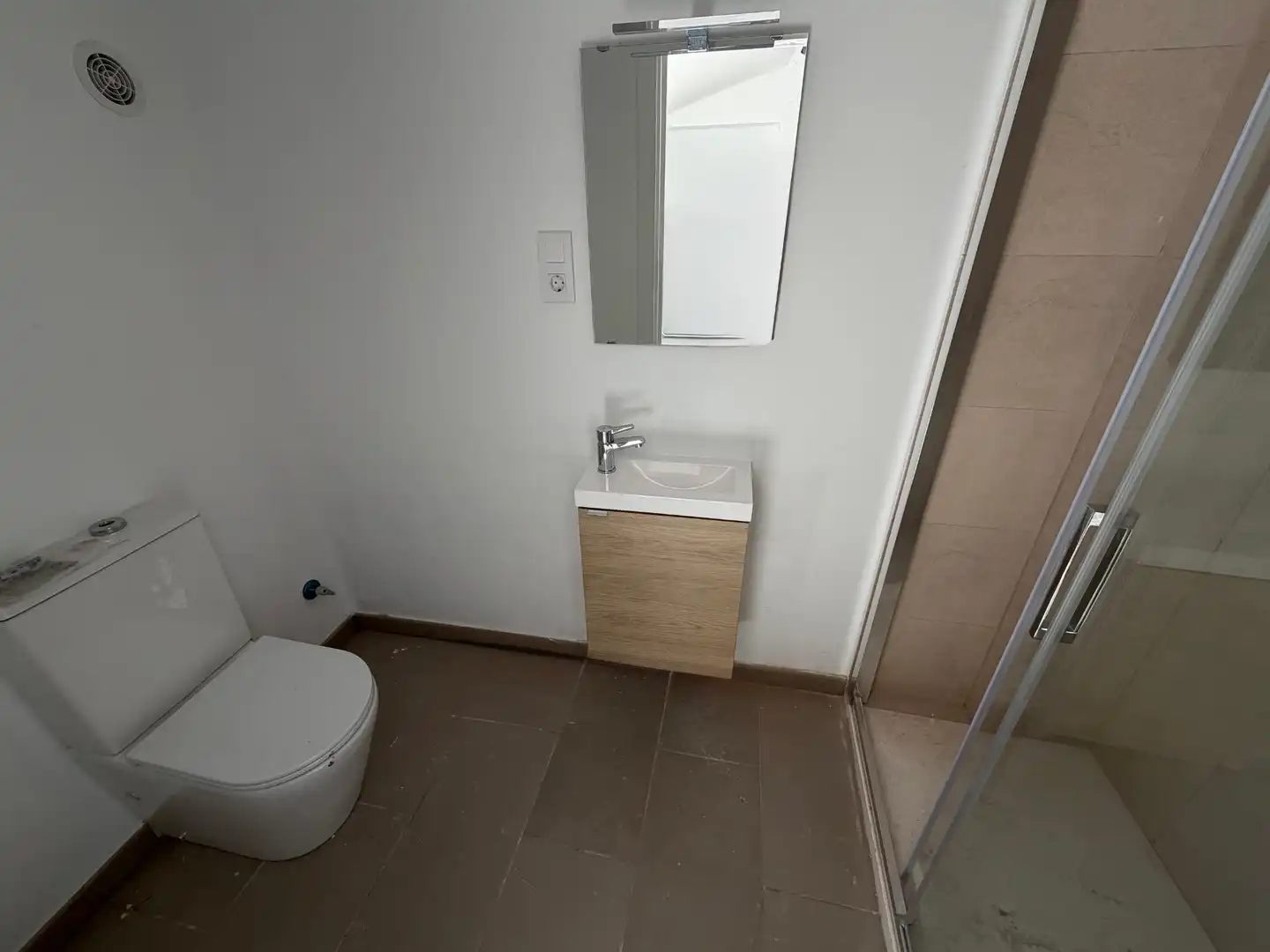 Bathroom of Attic for sale in Lleida  with Air Conditioner and Terrace