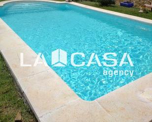 Swimming pool of House or chalet for sale in Alcalá de Guadaira  with Air Conditioner, Storage room and Swimming Pool