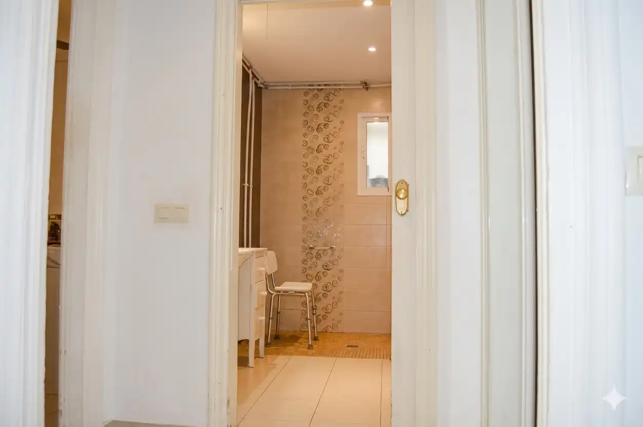 Baño de Piso en venta en Cáceres con Aire acondicionado