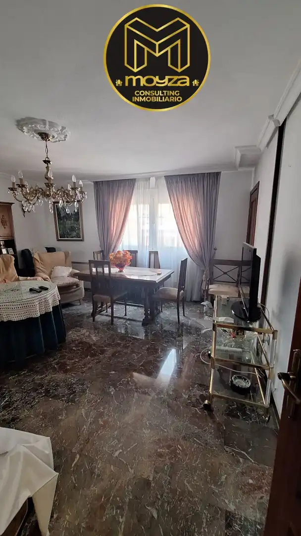 Piso con ascensor en venta en San Ildefonso - Catedral, imagen 3