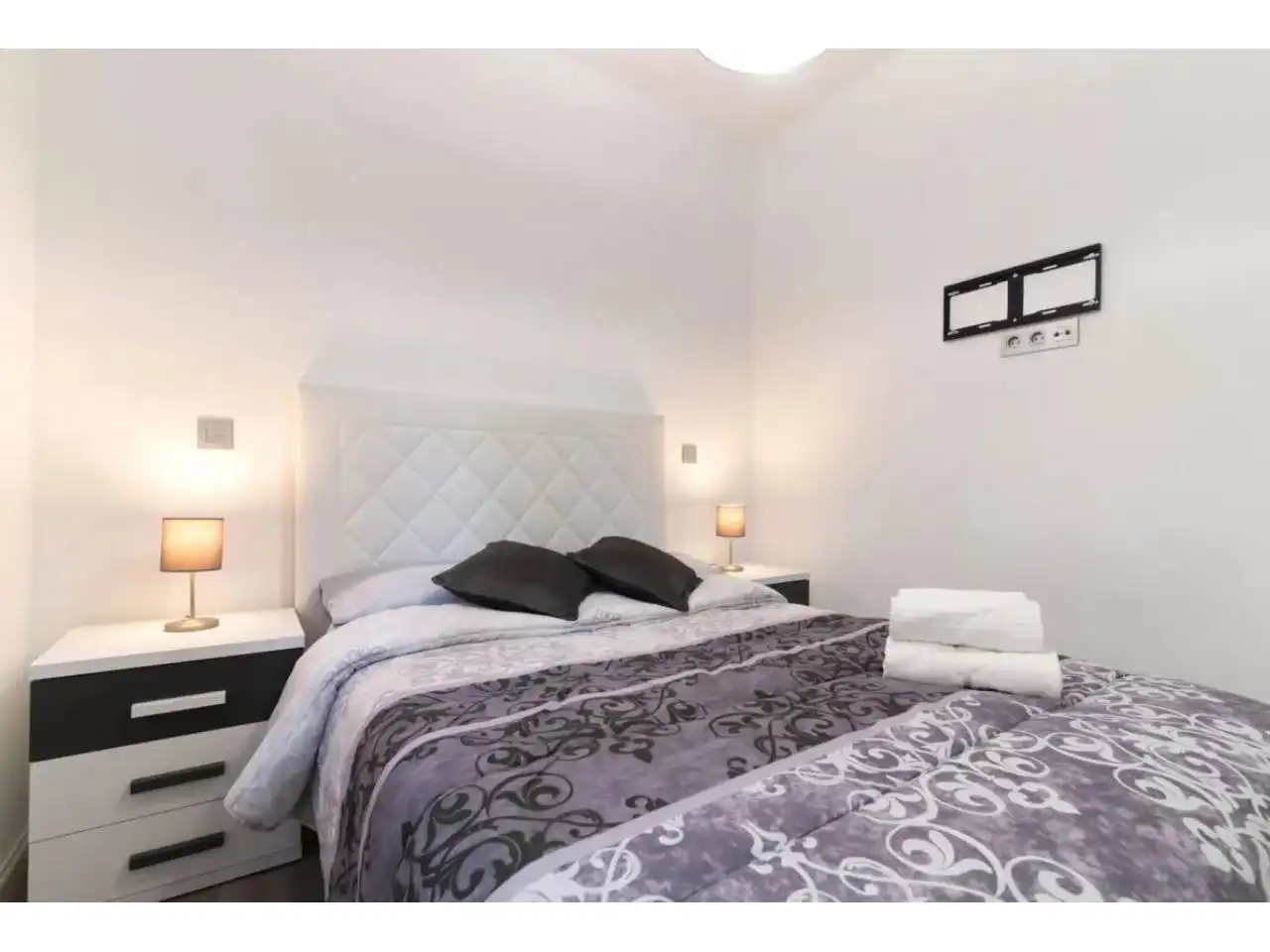 Bedroom of Study for sale in Sant Joan Despí  with Air Conditioner, Heating and Parquet flooring