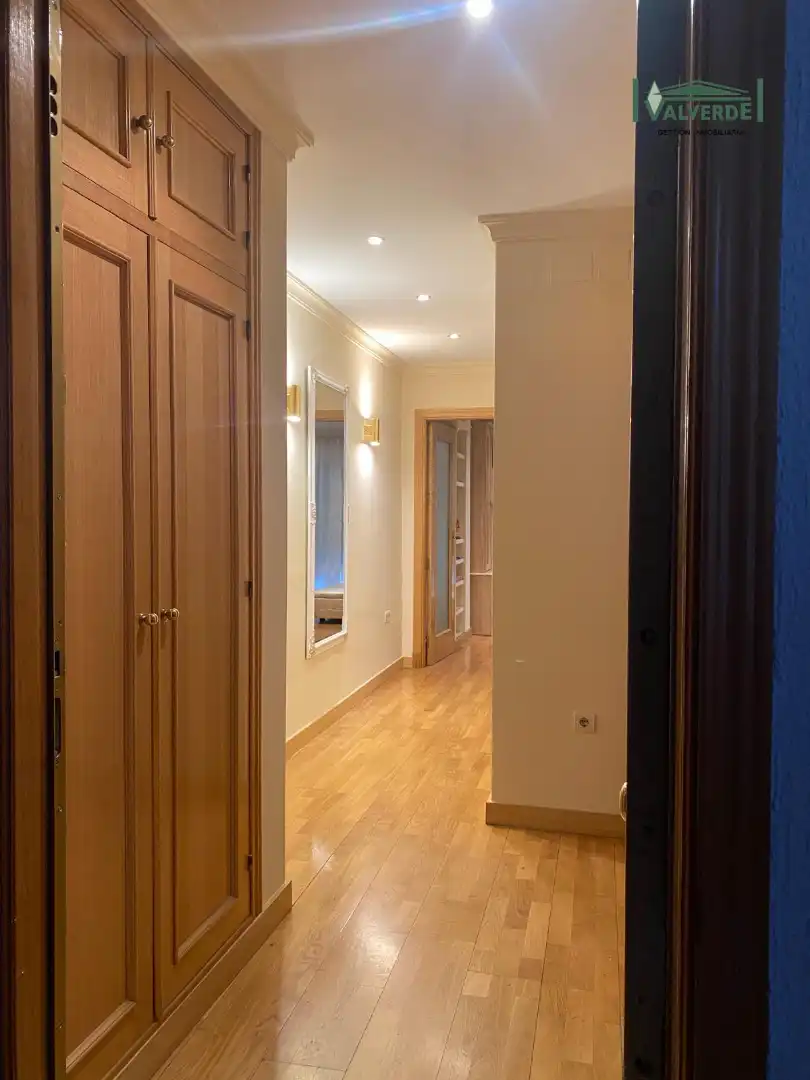 Wohnung zur Miete in Granada mit Klimaanlage, Heizung und Möbliert
