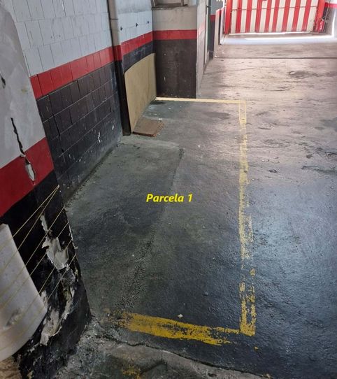 Foto 2 de Garaje en venta en Blas de Otero, San Pedro de Deusto - La Ribera, Bilbao