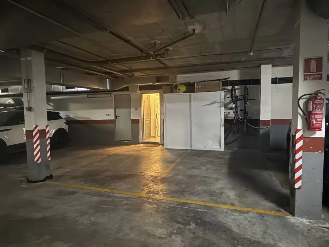 Parking de Dúplex en venta en Elche / Elx con Aire acondicionado, Terraza y Trastero