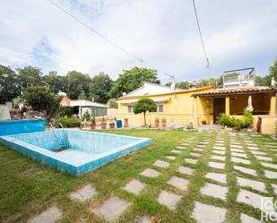 Swimming pool of House or chalet for sale in Sant Cugat del Vallès  with Air Conditioner, Terrace and Swimming Pool