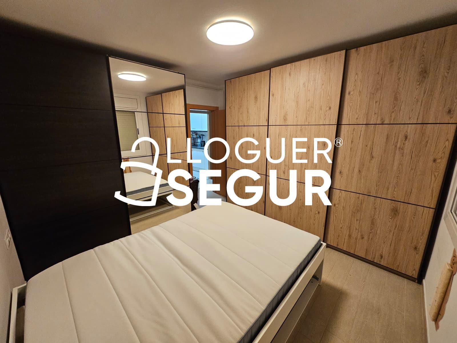 Dormitori de Pis de lloguer en Castelldefels amb Aire condicionat, Calefacció i Terrassa