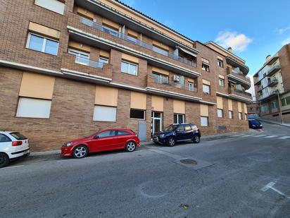 Vista exterior de Apartament en venda en Figueres amb Terrassa