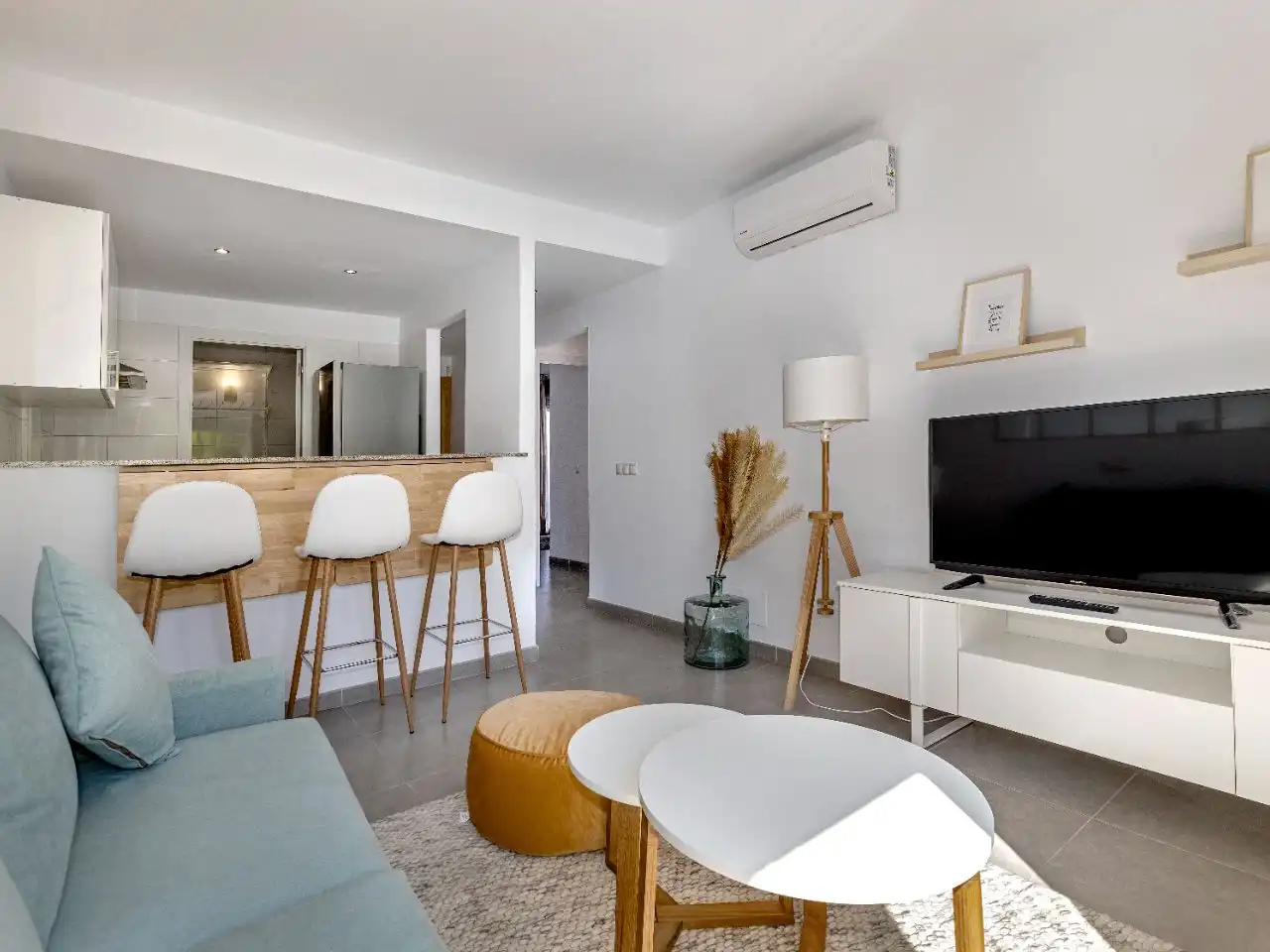 Wohnzimmer von Wohnung zur Miete in Llevant