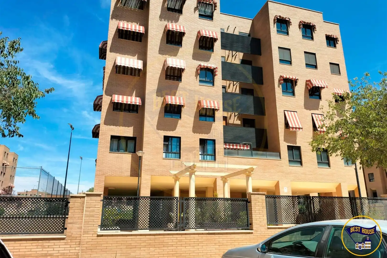 Exterior view of Flat for sale in Alameda