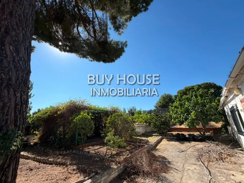 Residencial en venta en Serranillos del Valle