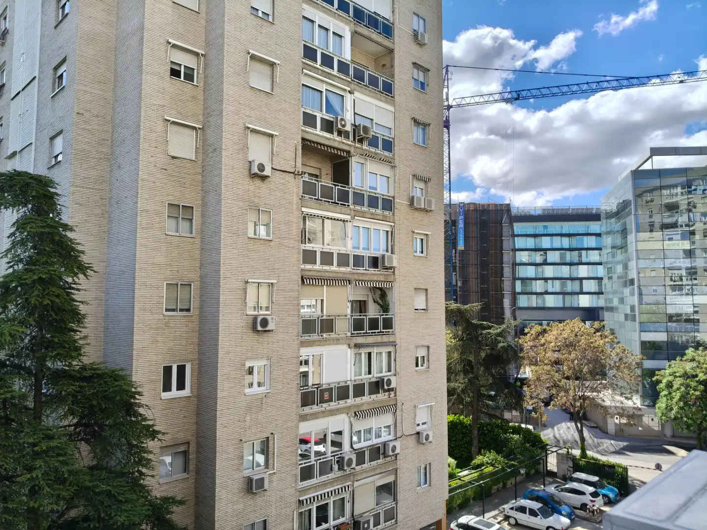 Vista exterior de Piso en venta en Madrid con Aire acondicionado, Calefacción y Parquet