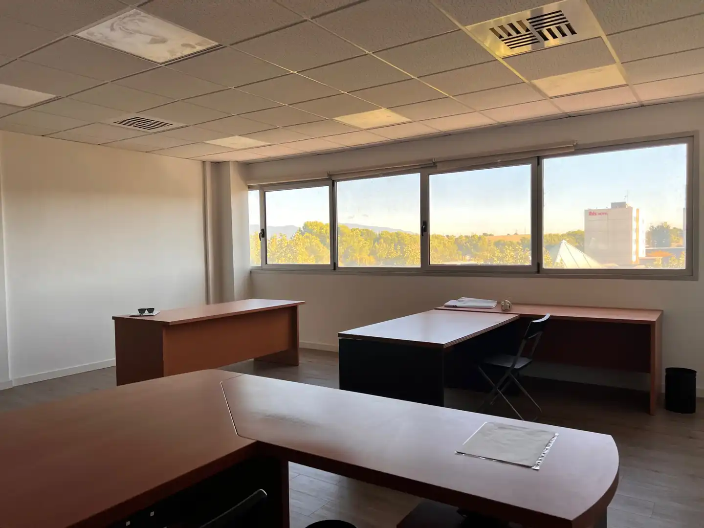 Bureau avec ascenseur à louer à Carrer de Francesc Layret