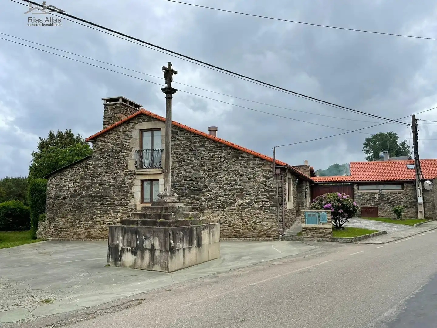 Vista exterior de Casa o chalet en venta en Ordes con Jardín privado y Trastero