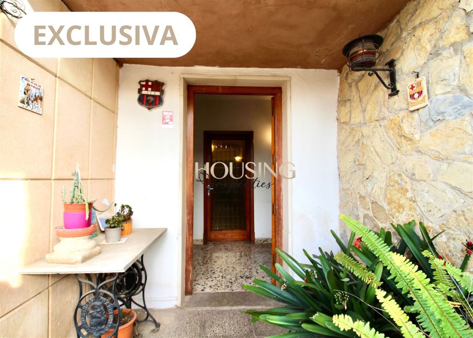 Vista exterior de Casa o xalet en venda en Marratxí amb Jardí privat, Terrassa i Piscina