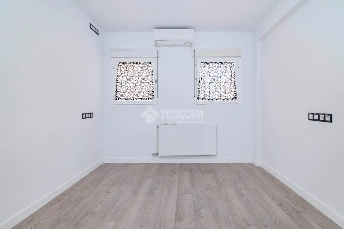 Habitación de Piso en venta en Granada