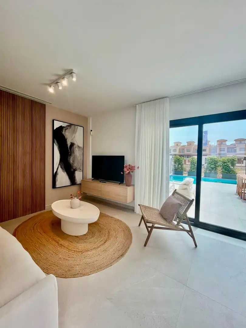 Chalet con piscina en venta en Las Lomas de Rame - Bahía Bella, imagen 11