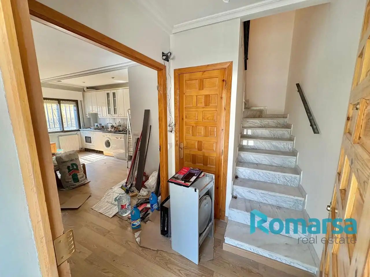 Casa adosada en venta en Ávila con Calefacción, Terraza y Trastero
