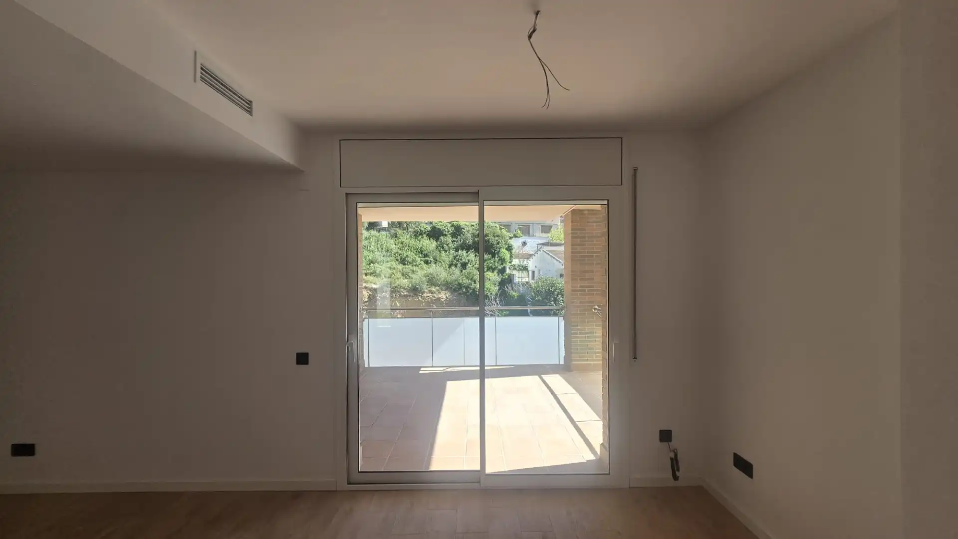 Terrassa de Casa o xalet en venda en Cubelles amb Aire condicionat, Calefacció i Jardí privat