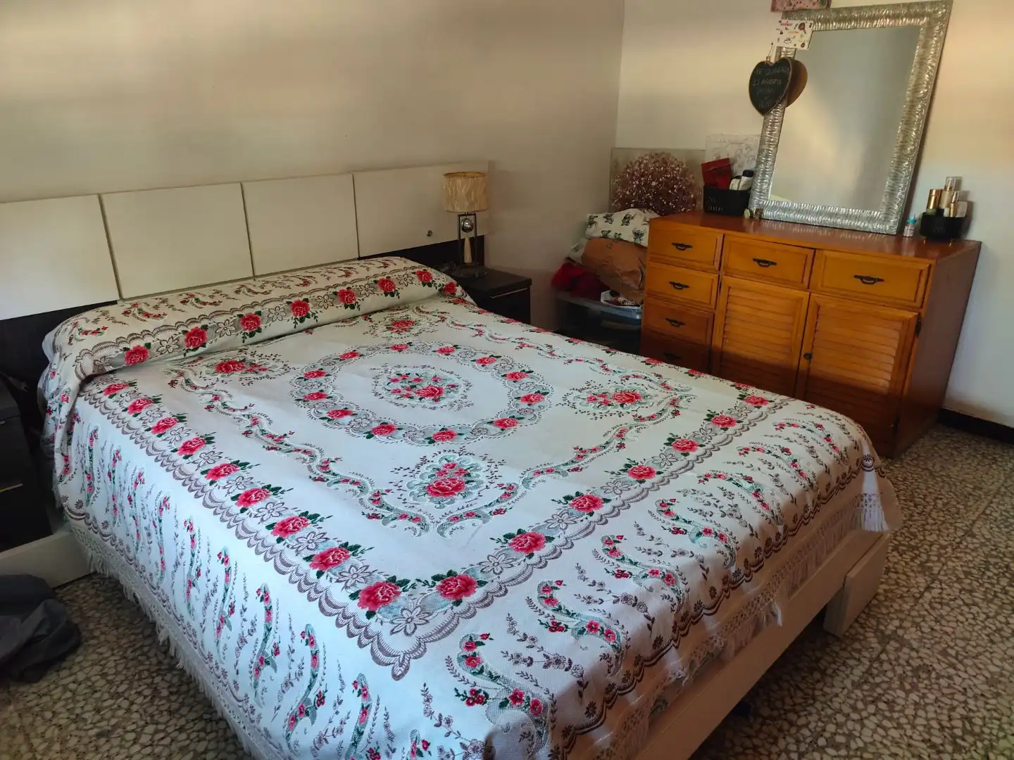 Dormitori de Finca rústica en venda en Beas amb Aire condicionat i Terrassa