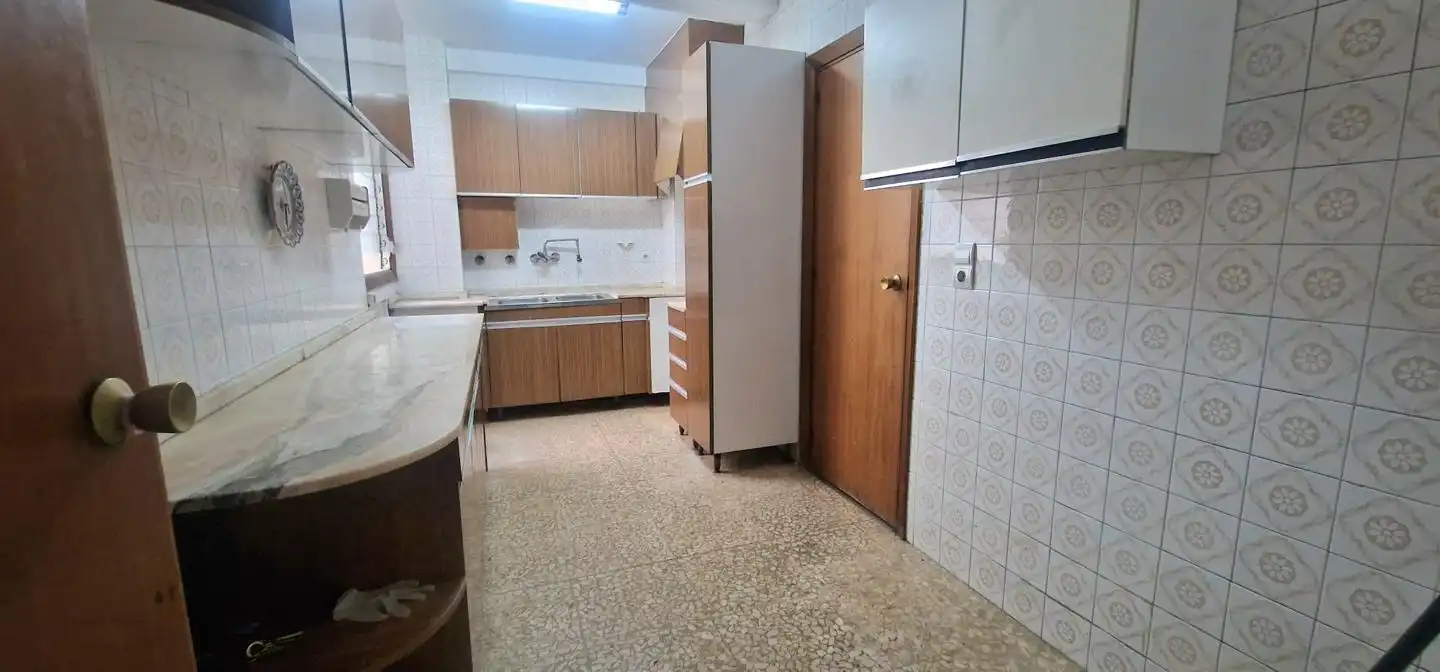 Cocina de Piso en venta en Zaragoza con Calefacción, Terraza y Trastero