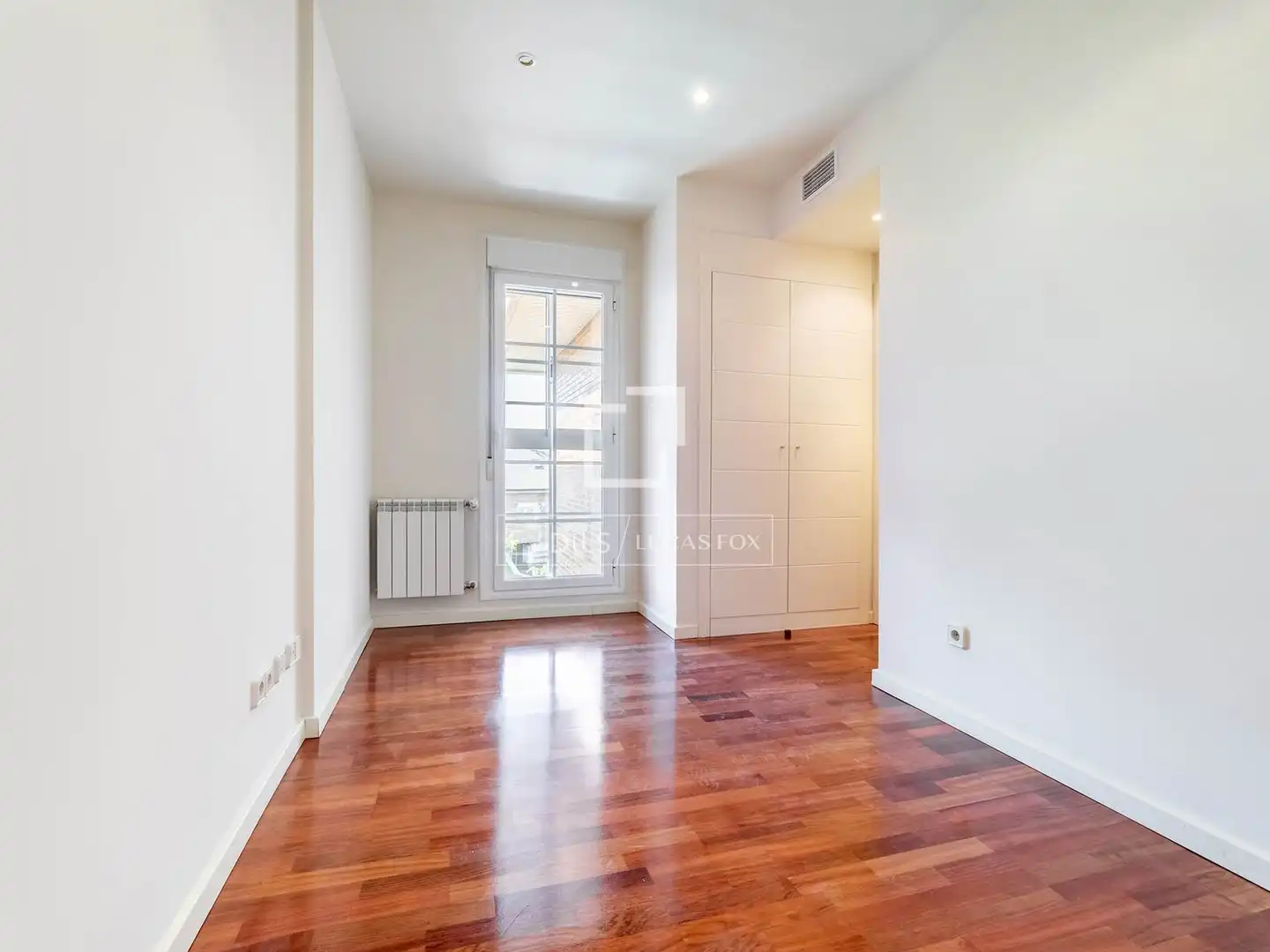 Bedroom of Attic for sale in Majadahonda  with Air Conditioner, Heating and Private garden
