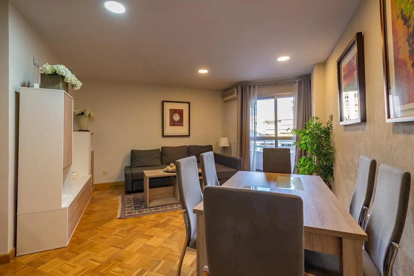 Wohnzimmer von Wohnung zur Miete in Málaga mit Klimaanlage, Terrasse und Möbliert