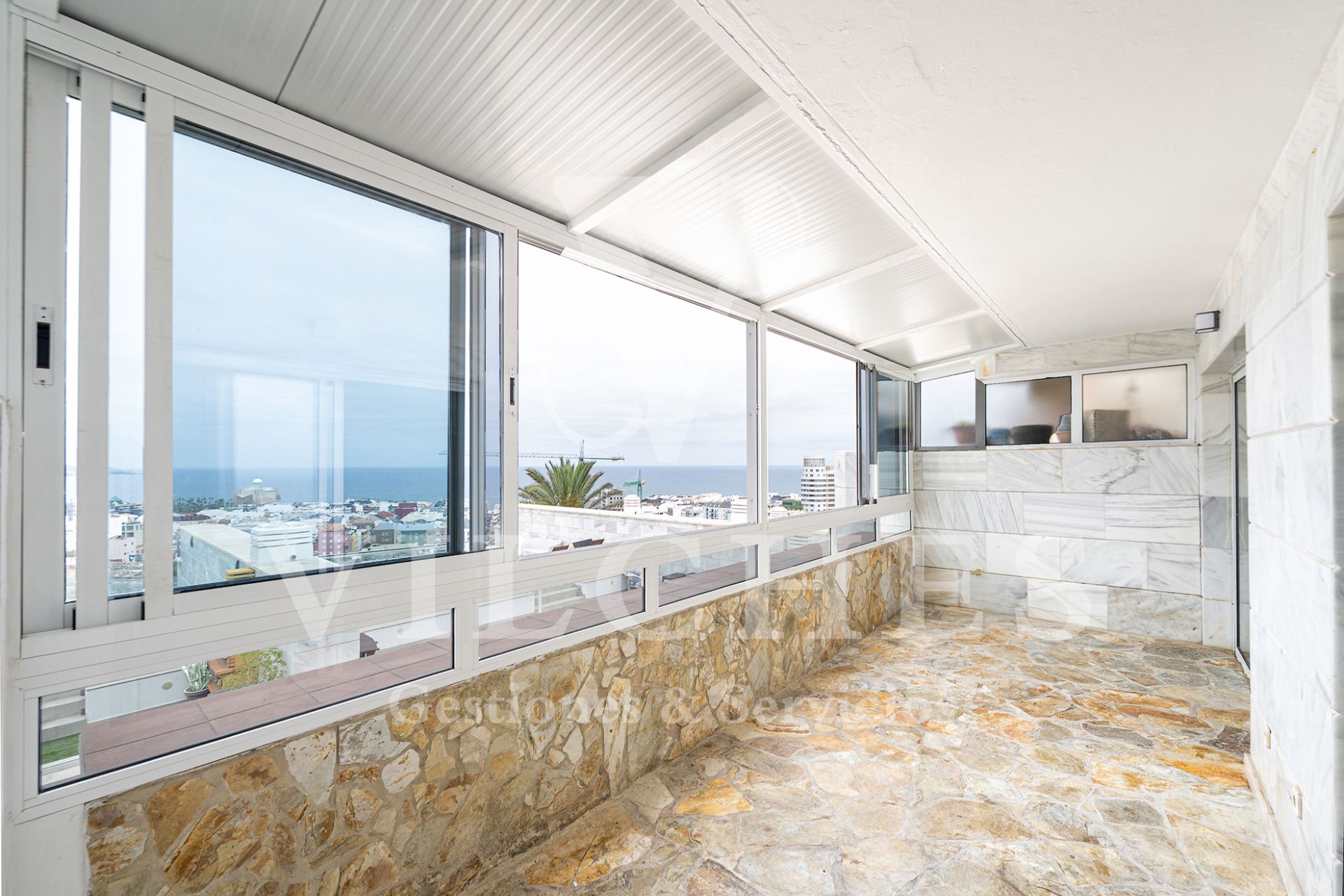 Terrassa de Àtic en venda en Las Palmas de Gran Canaria amb Terrassa, Traster i Piscina comunitària