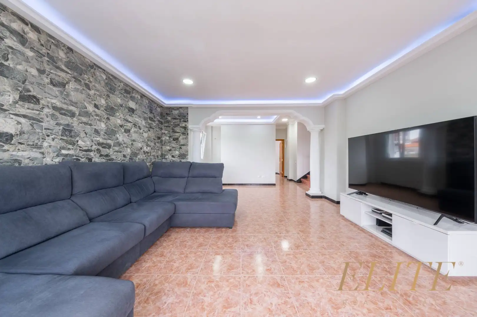Sala d'estar de Casa adosada en venda en Las Palmas de Gran Canaria