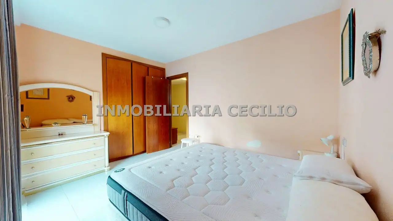 Habitación de Piso en venta en Sant Antoni de Portmany con Aire acondicionado, Calefacción y Terraza