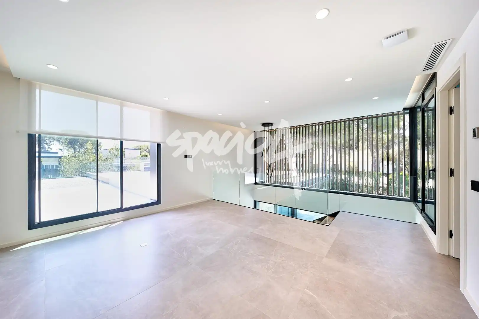 Living room of Houses for sale in Boadilla del Monte  with Air Conditioner, Heating and Private garden