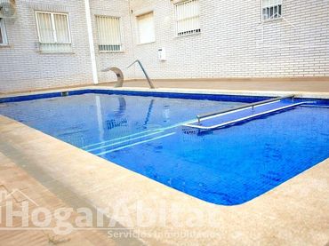 Wohnung mit Pool zum Verkauf in Calle Nueve de Octubre