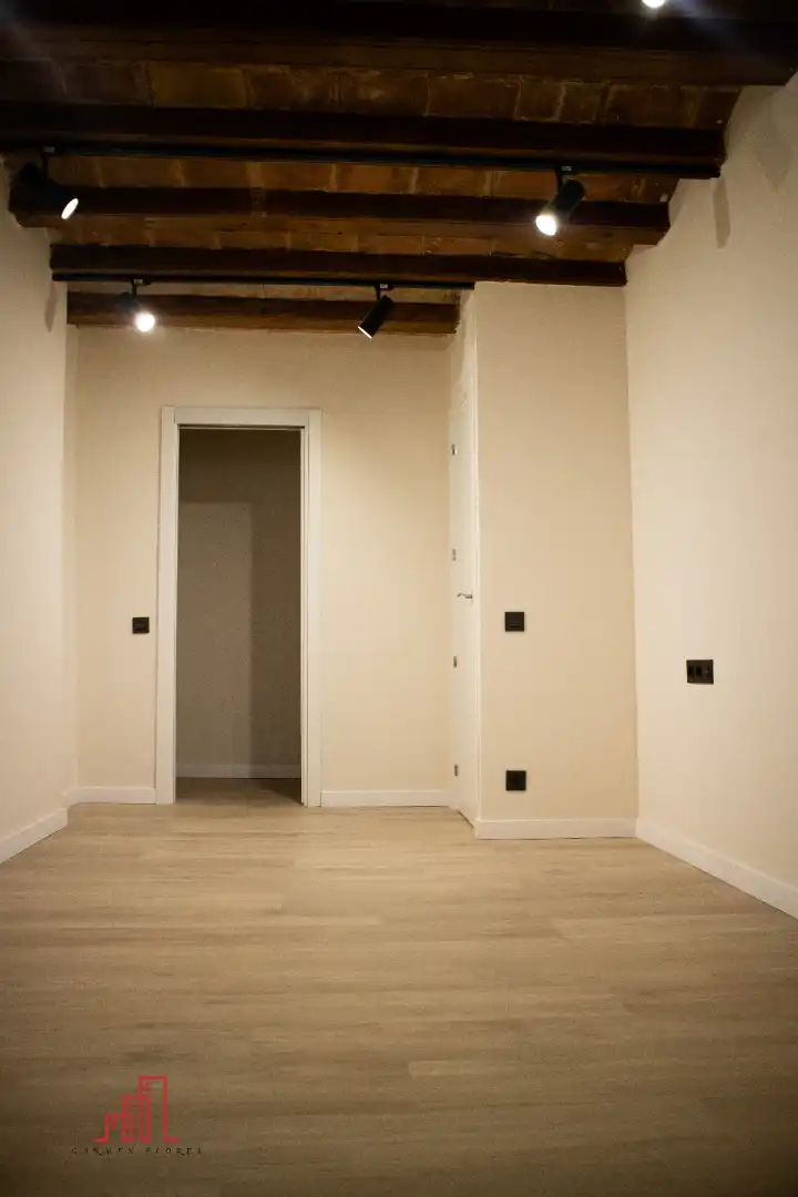 Piso en venta en Barcelona con Aire acondicionado, Calefacción y Parquet
