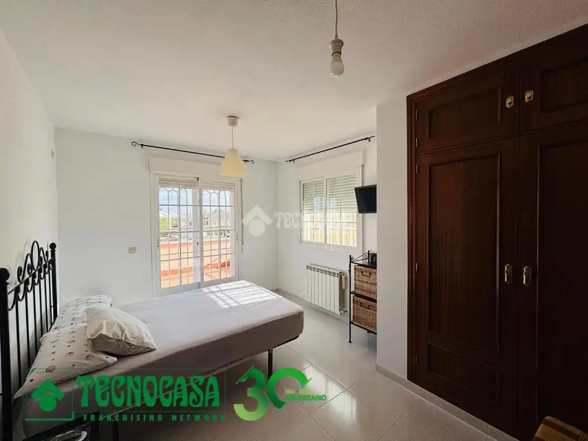 Casa aparellada amb terrassa en venda a Magán, imagen 19