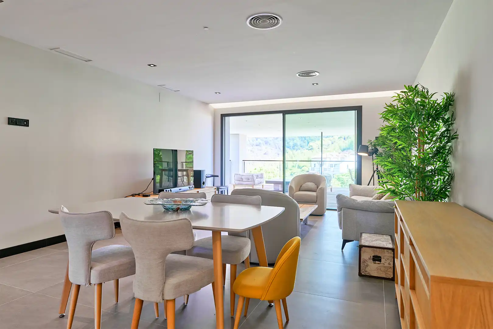 Comedor de Casa o chalet en venta en Benahavís con Aire acondicionado, Calefacción y Jardín privado