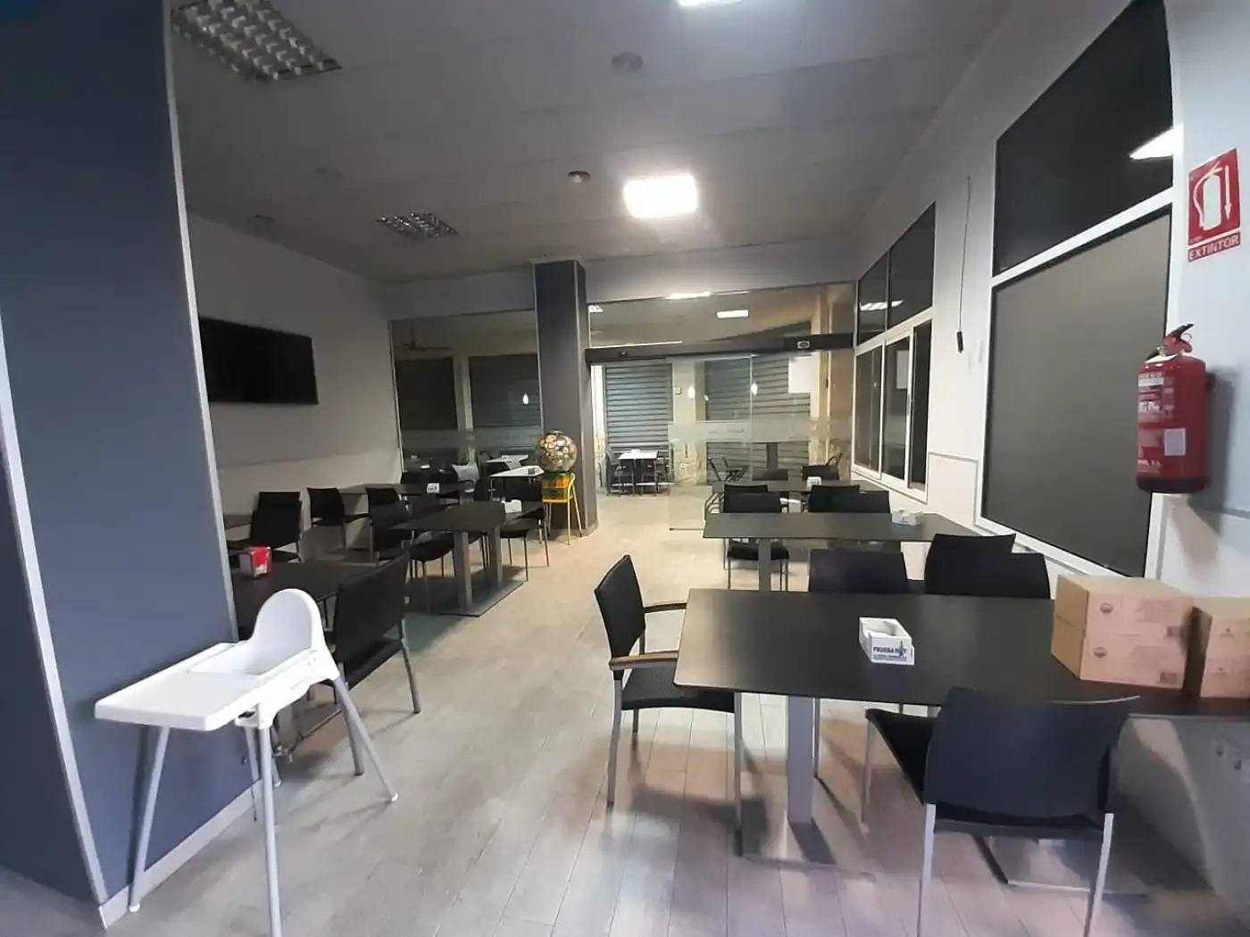 Local en traspaso en Novelda con Amueblado