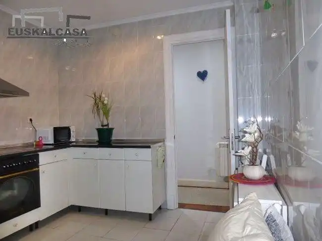 Cocina de Apartamento en venta en Errekalde