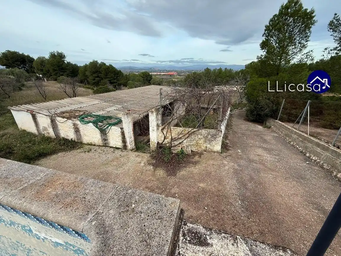 Casa o chalet en venta en Llíria con Jardín privado, Terraza y Trastero