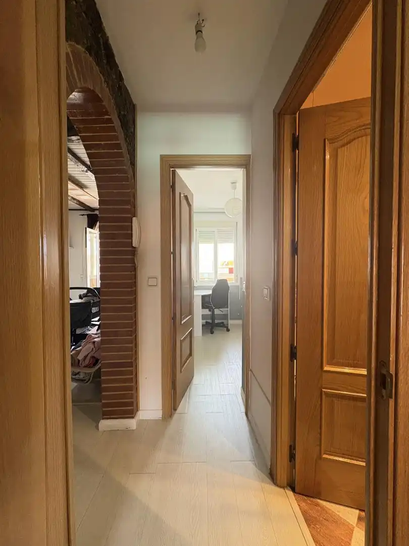 Flat for rent in Madrid  with Heating, Terrace and Furnished