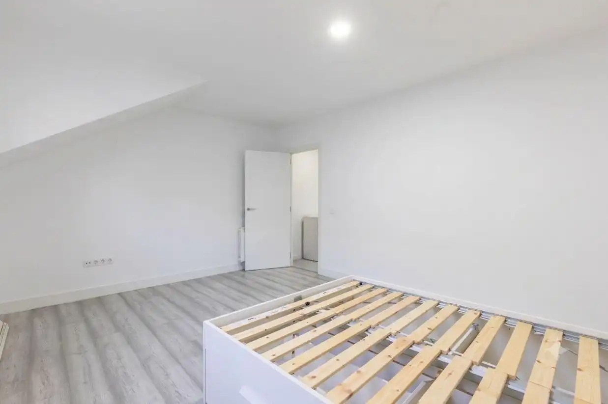 Dormitori de Casa adosada en venda en Tielmes amb Calefacció