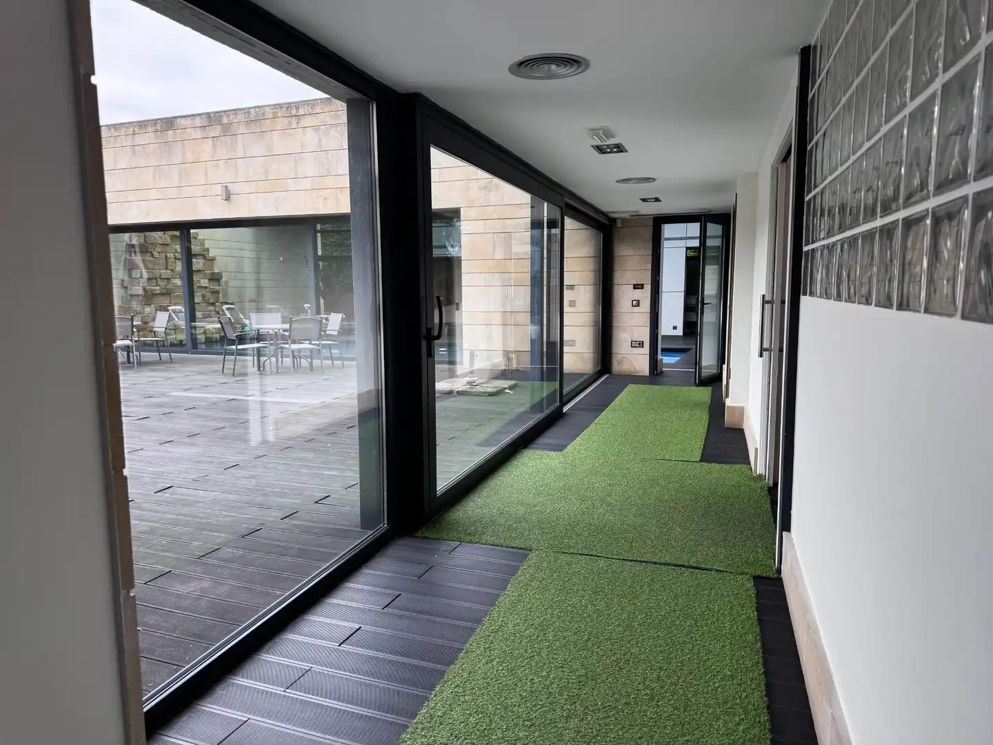 Chalet con terraza en venta en Calle Cortiguera, imagen 51
