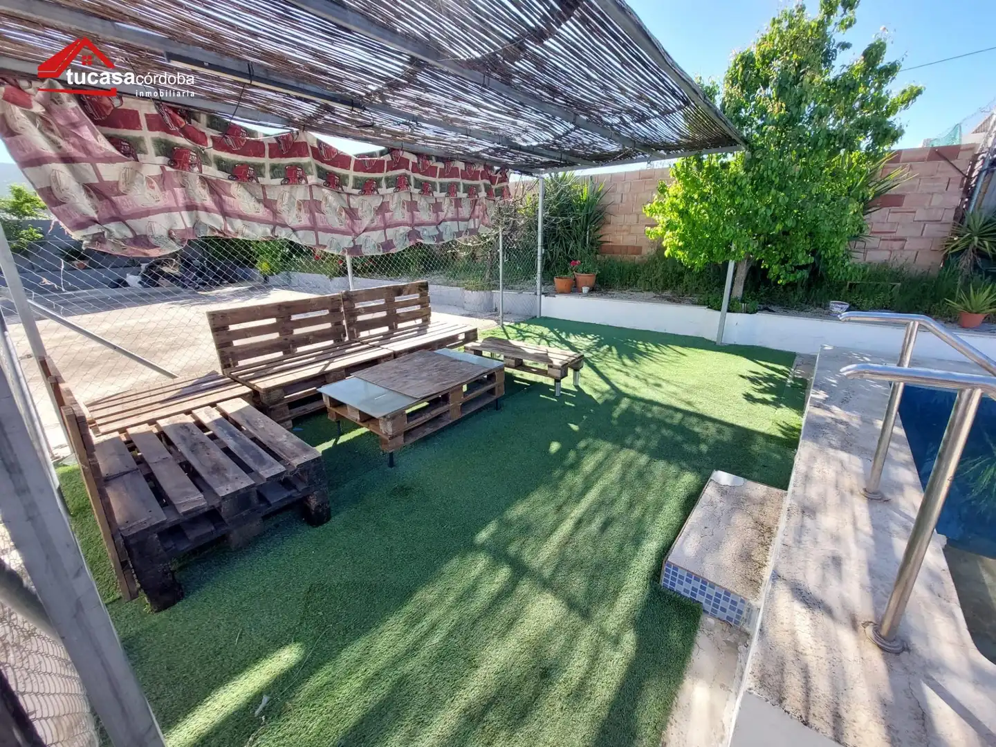 Terrassa de Finca rústica en venda en Montemayor amb Traster, Piscina i Moblat