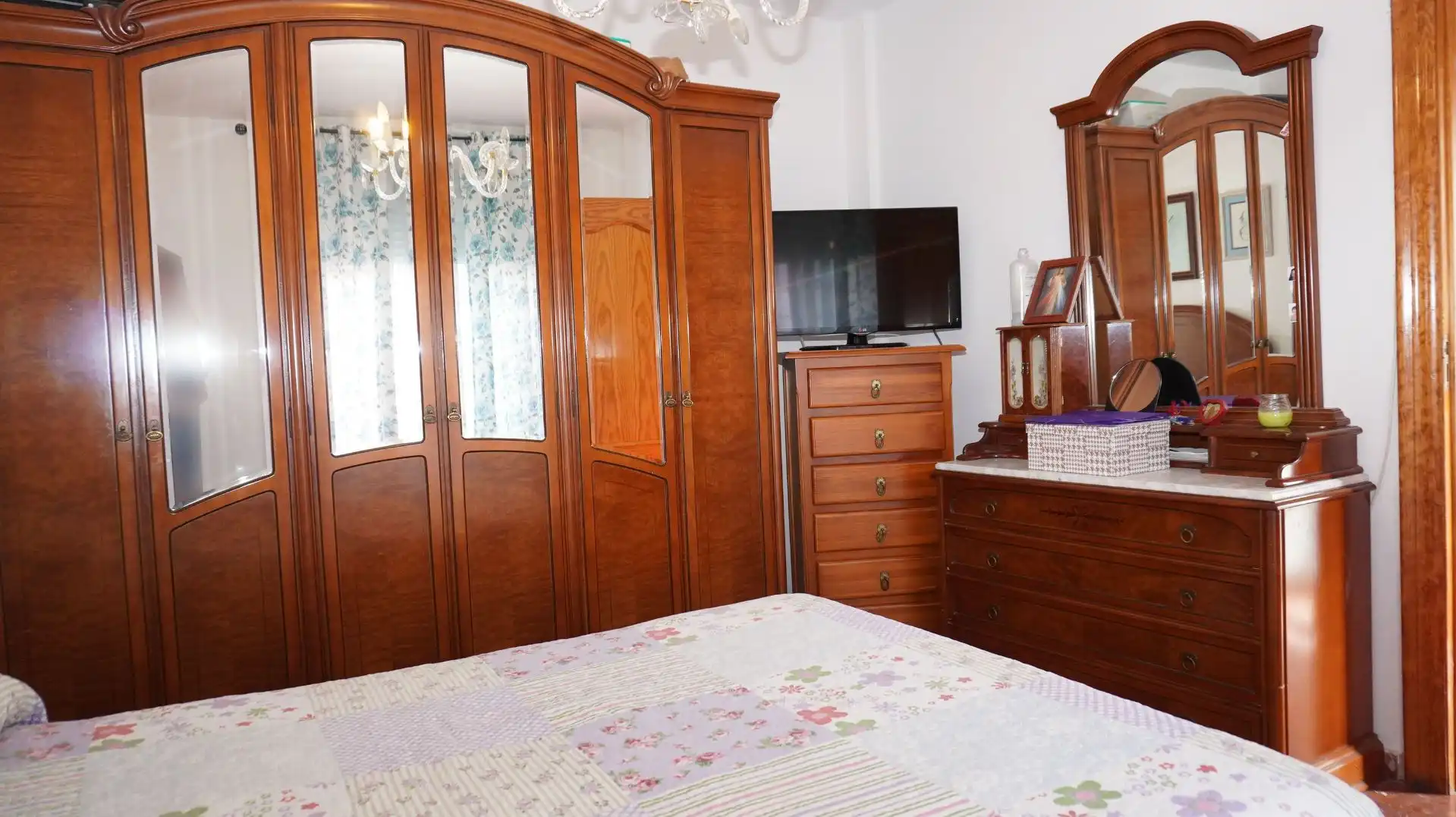 Dormitori de Casa adosada en venda en Motril amb Aire condicionat i Terrassa